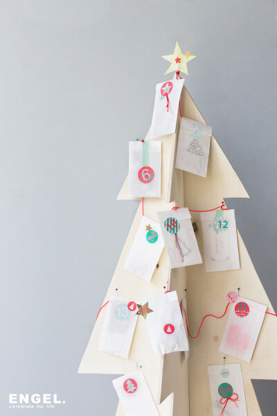DIY Advent Calendar Gift Bags with Stickers